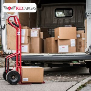Logística emergencial para transporte de cargas críticas